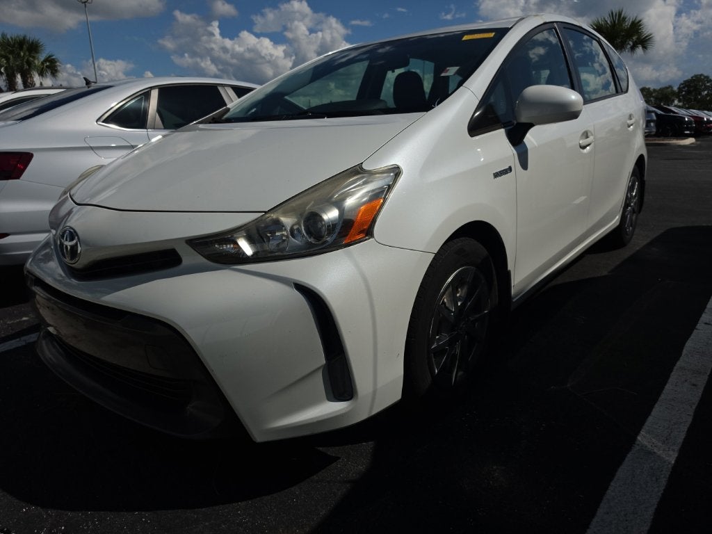 2015 Toyota Prius v Three