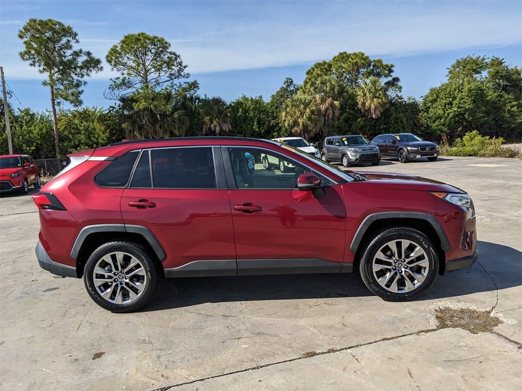 2019 Toyota RAV4 XLE Premium
