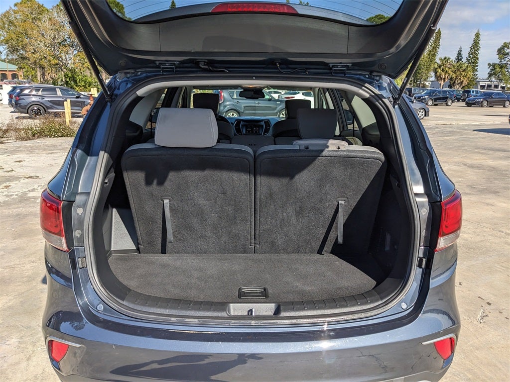 2017 Hyundai Santa Fe SE