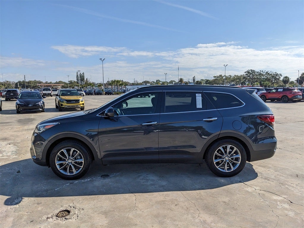 2017 Hyundai Santa Fe SE