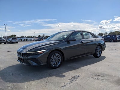 2024 Hyundai Elantra SEL