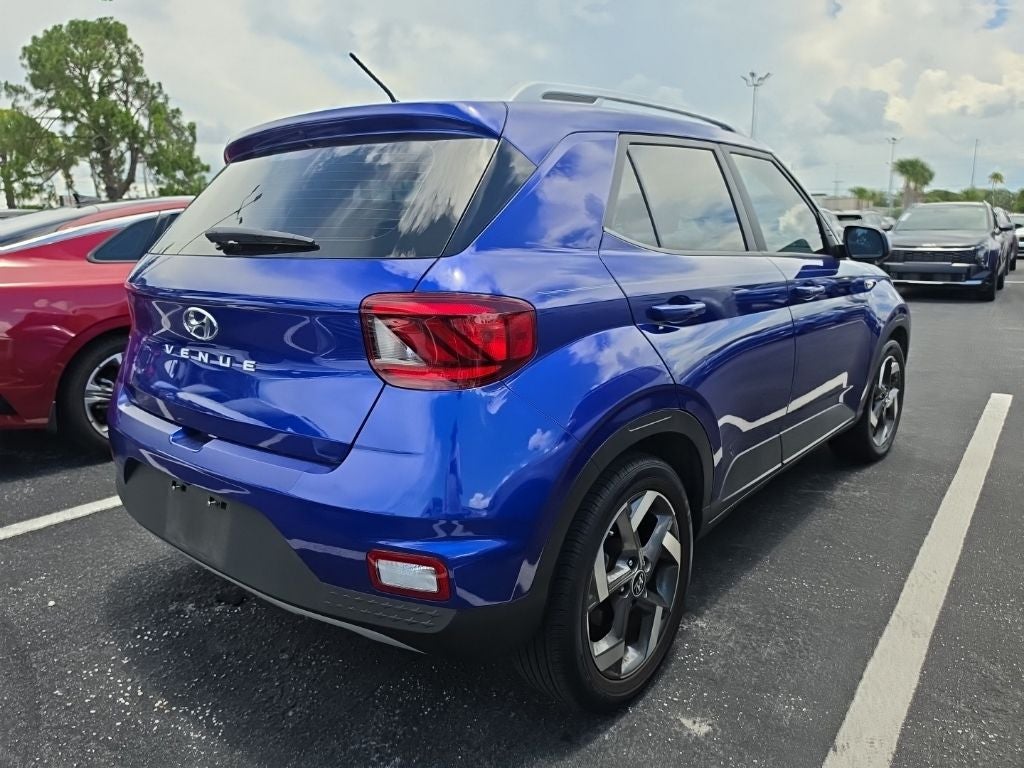 2024 Hyundai Venue SEL