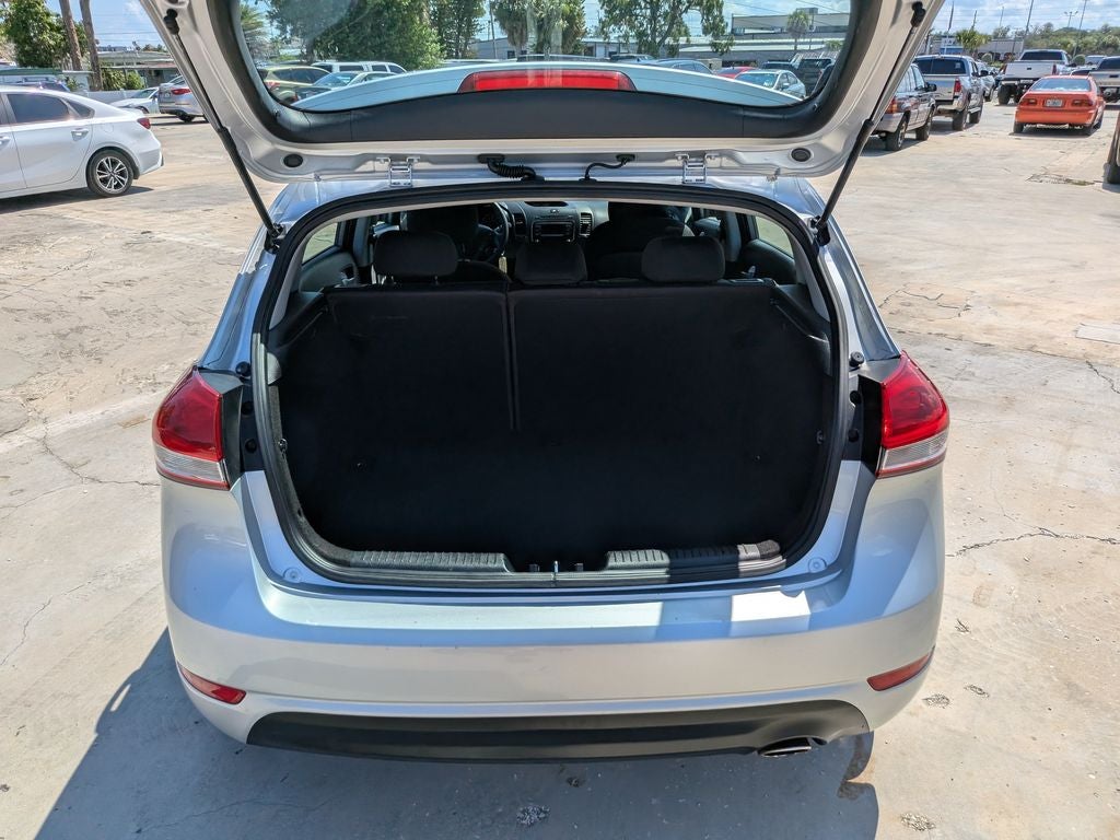 2017 Kia Forte5 LX