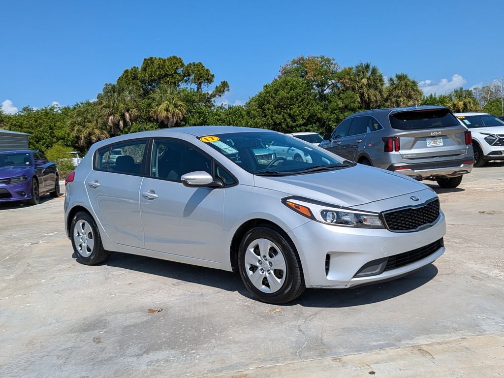 2017 Kia Forte5 LX