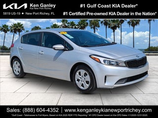 2017 Kia Forte5 LX