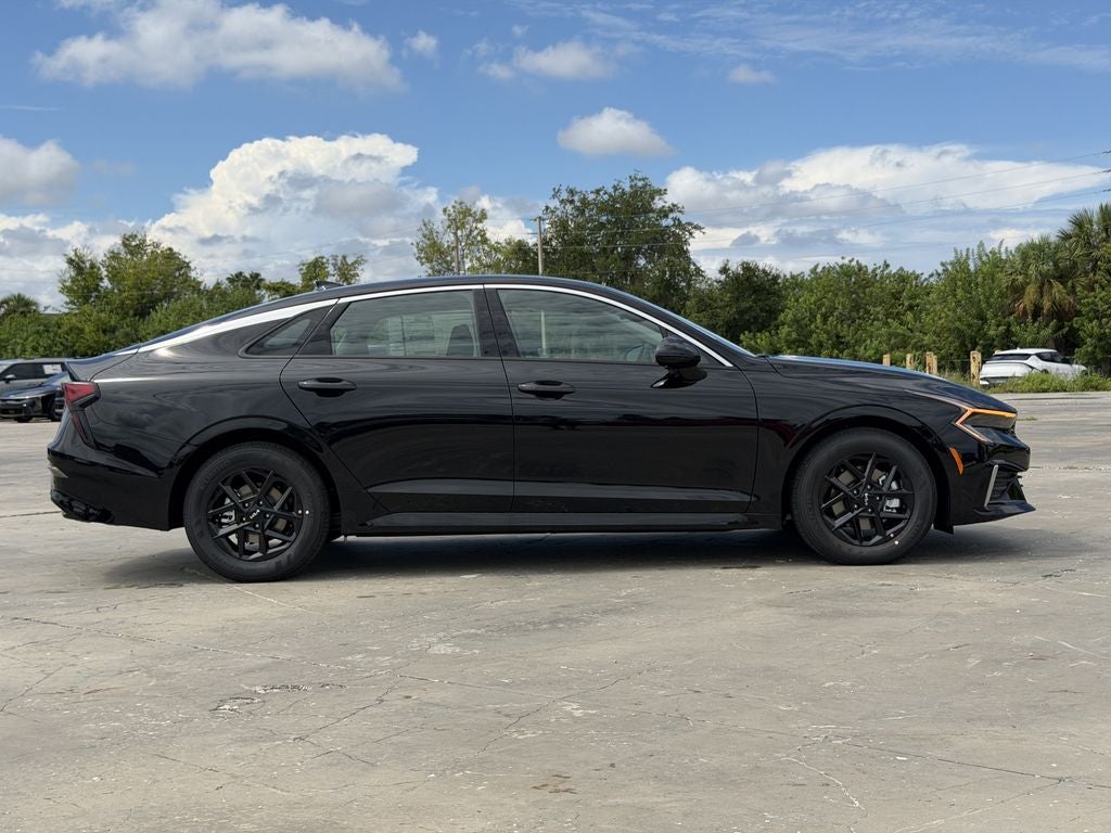 2026 Kia K5 LXS