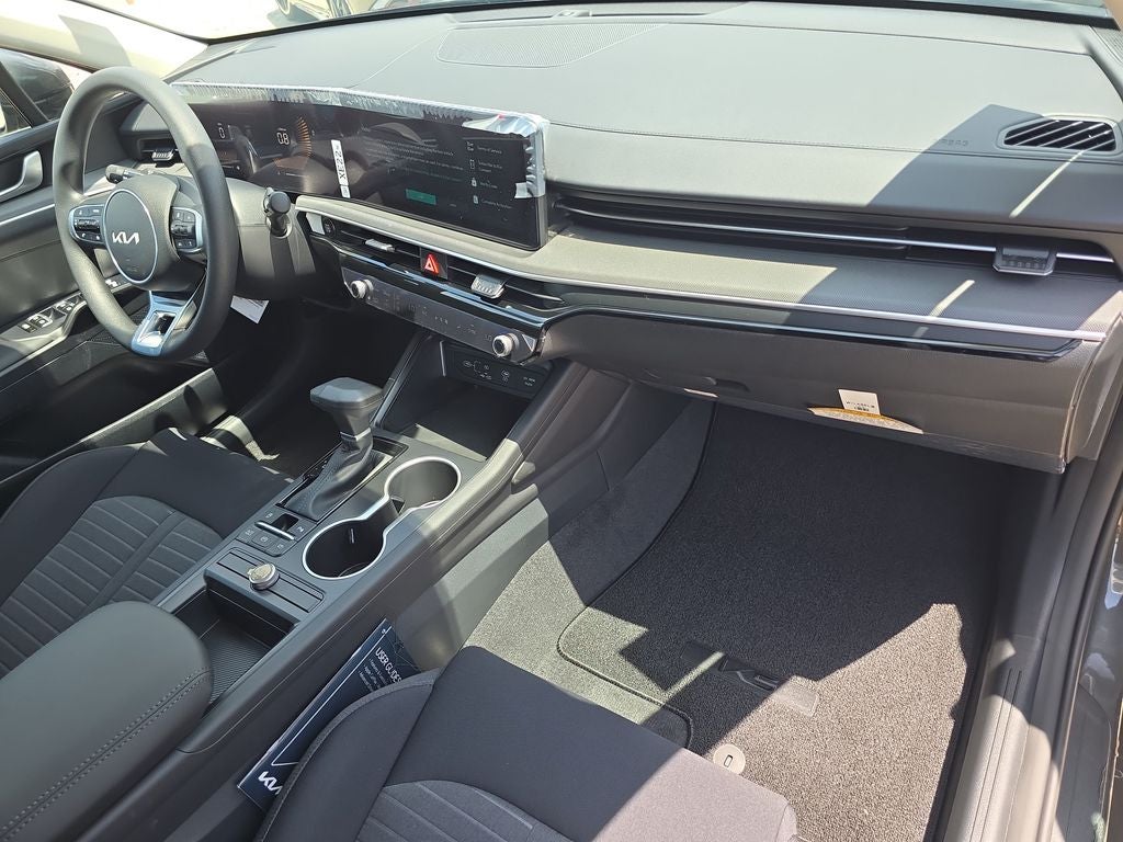 2026 Kia K5 LXS