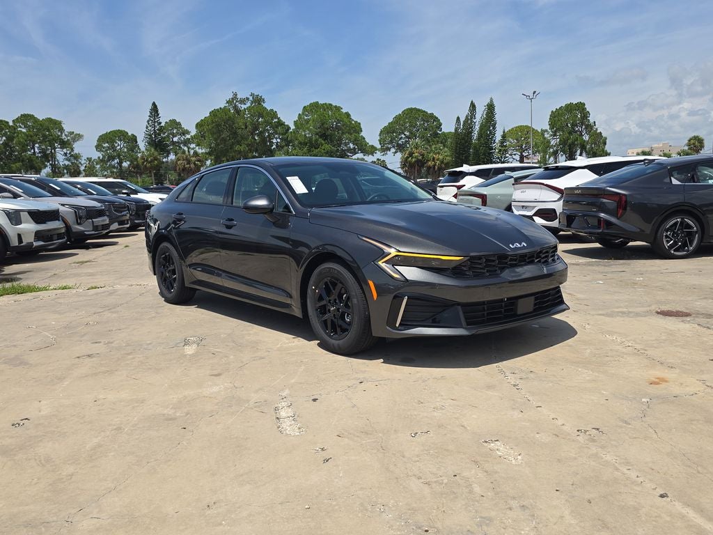 2026 Kia K5 LXS