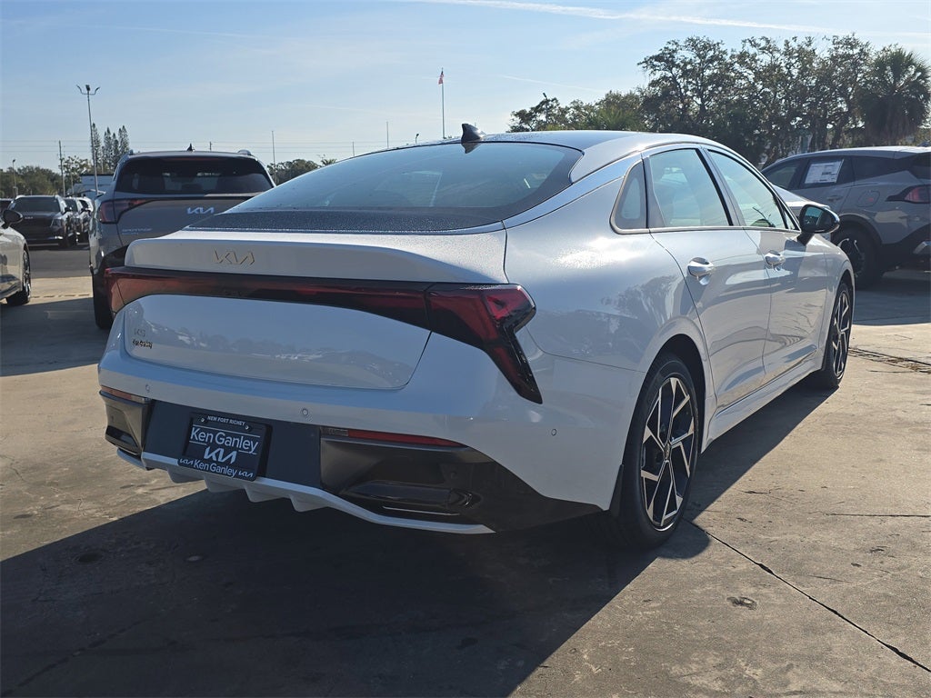 2026 Kia K5 EX