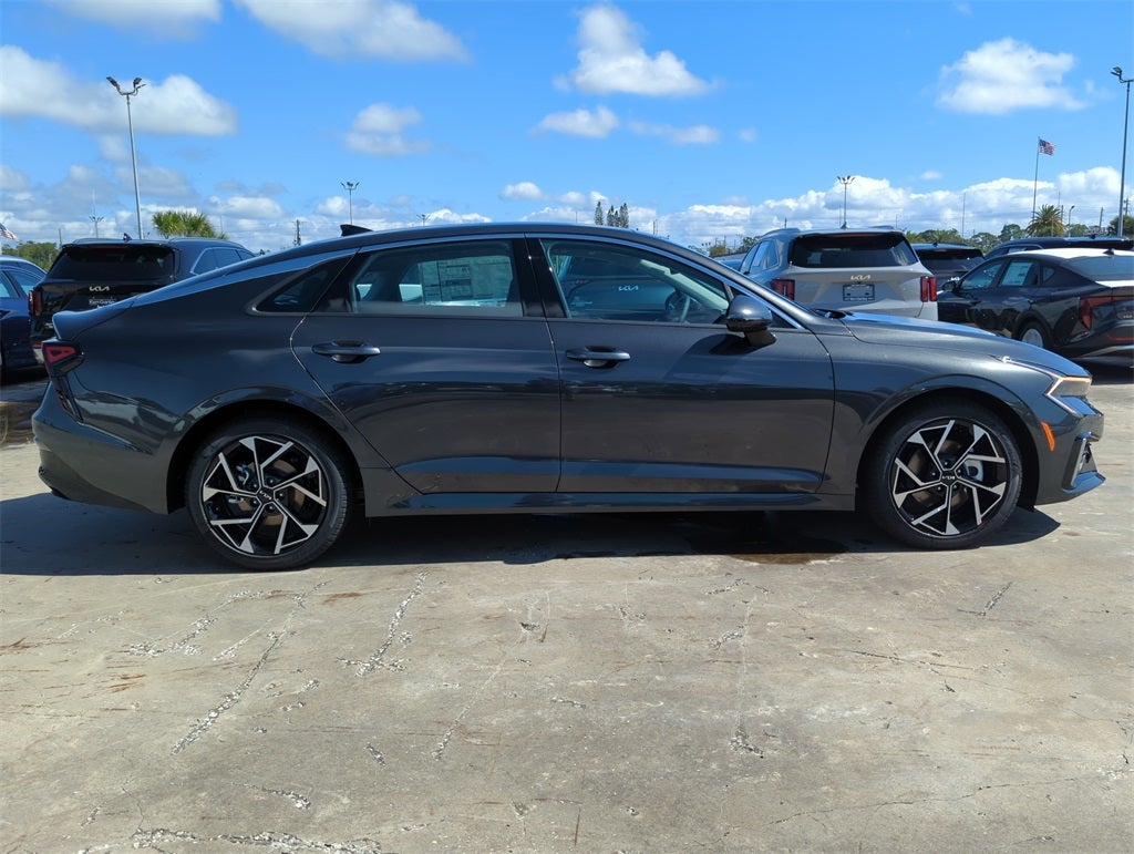 2026 Kia K5 EX