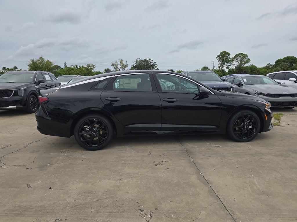 2026 Kia K5 GT-Line