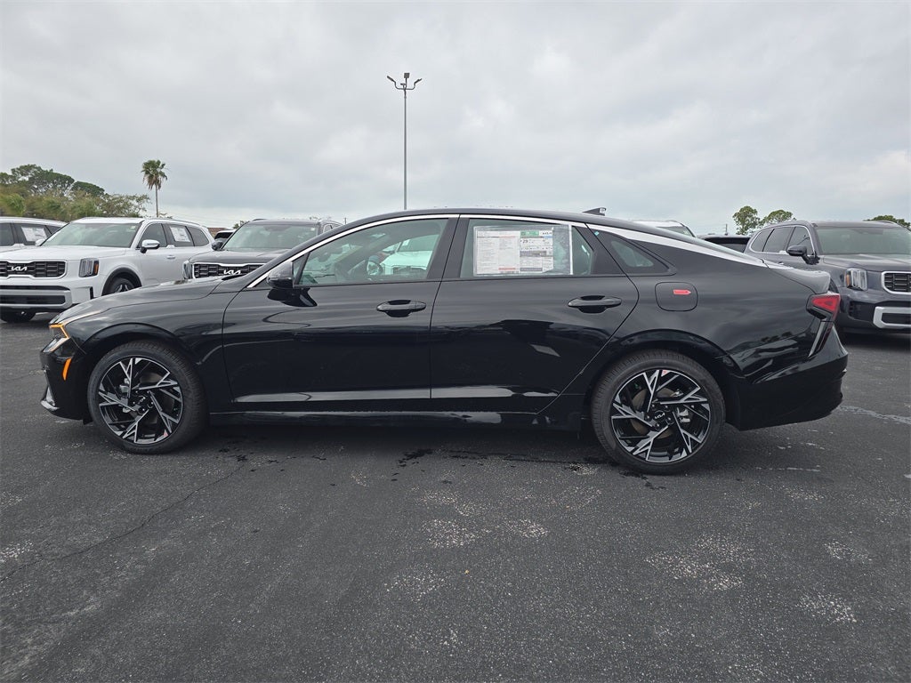 2026 Kia K5 GT-Line