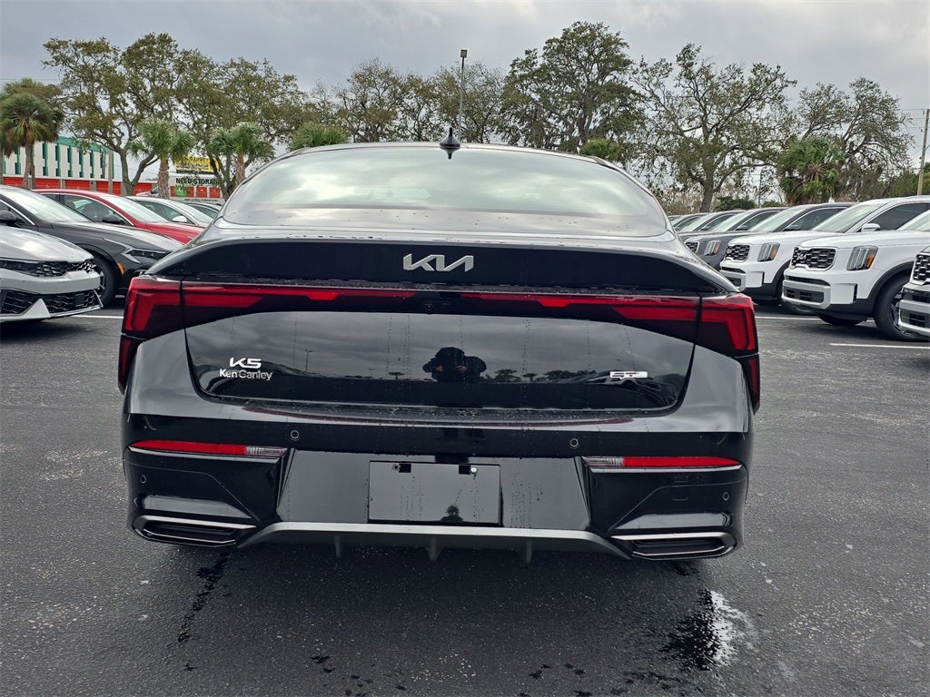2026 Kia K5 GT-Line