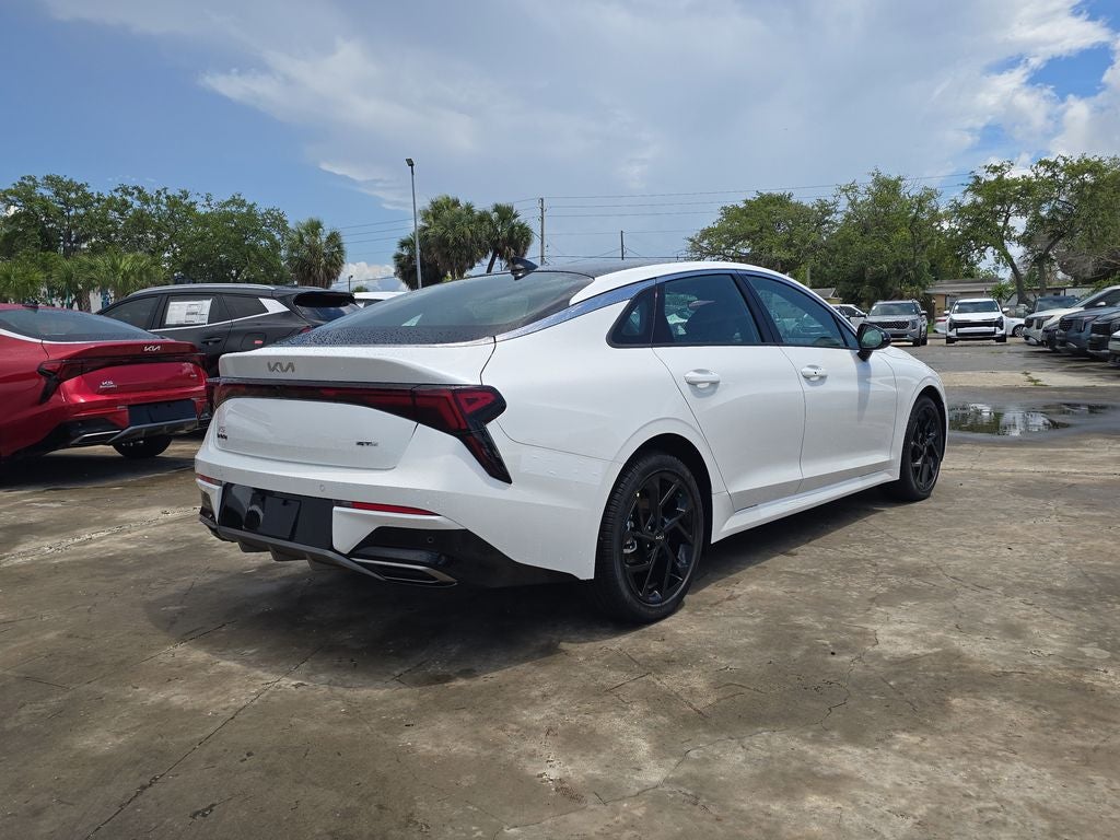 2026 Kia K5 GT-Line