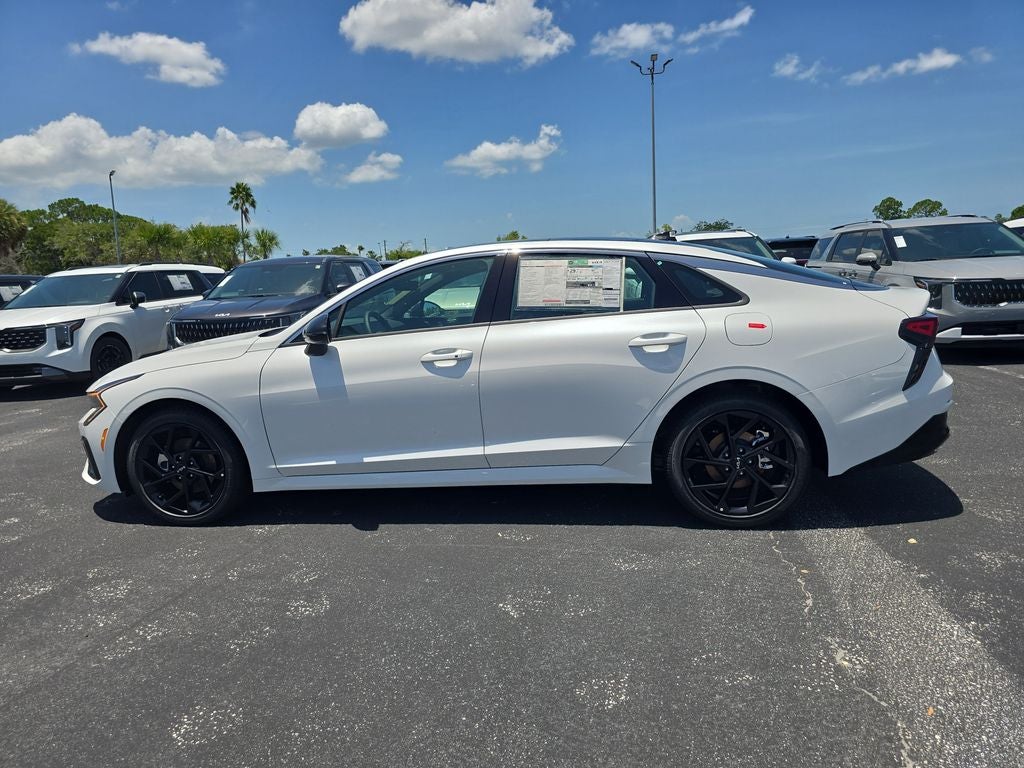 2026 Kia K5 GT-Line