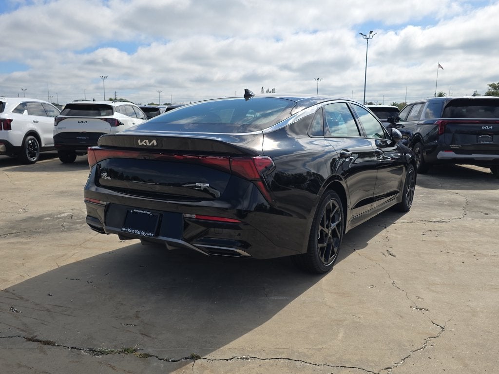 2026 Kia K5 GT-Line