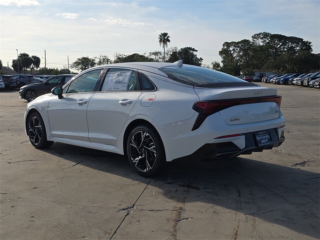 2026 Kia K5 GT-Line