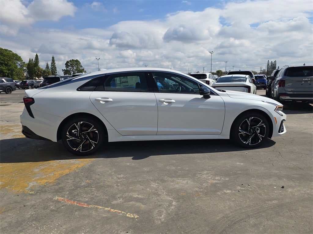 2026 Kia K5 GT-Line