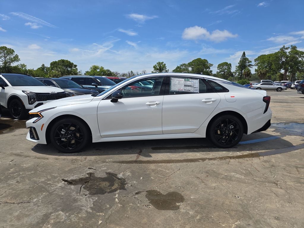 2026 Kia K5 GT-Line