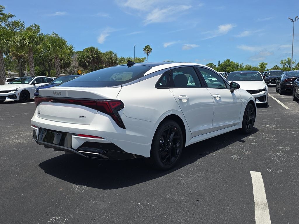 2026 Kia K5 GT-Line