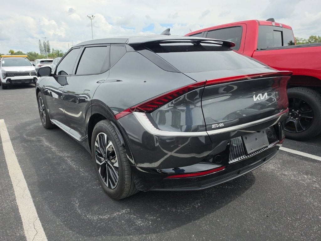 2024 Kia EV6 Wind