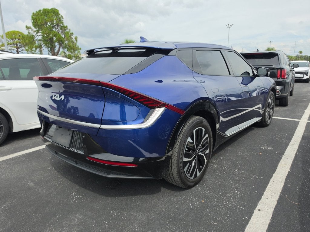 2023 Kia EV6 Wind