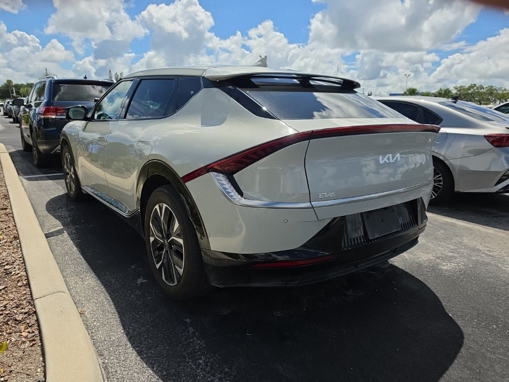 2024 Kia EV6 Wind