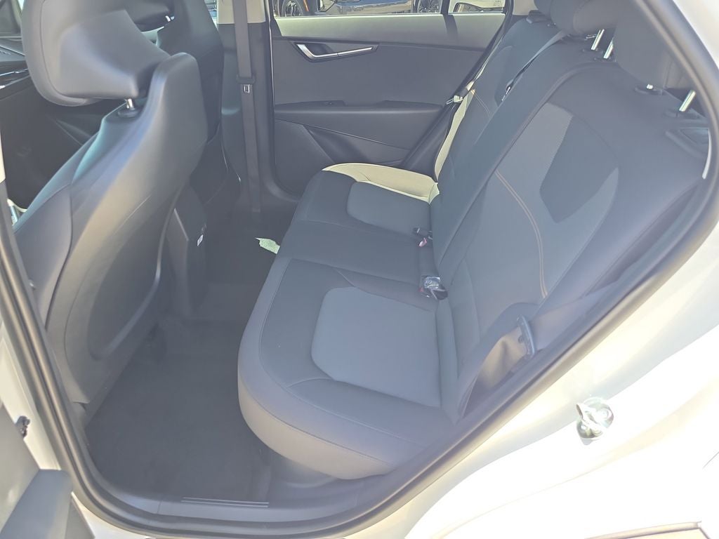 2026 Kia Niro LX