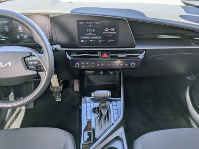 2025 Kia Niro LX