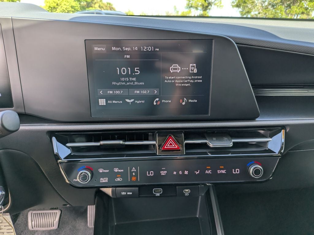 2025 Kia Niro LX