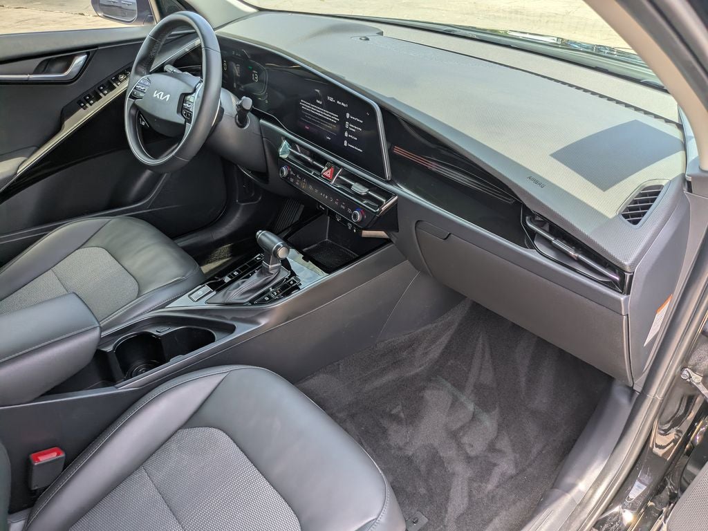 2024 Kia Niro EX