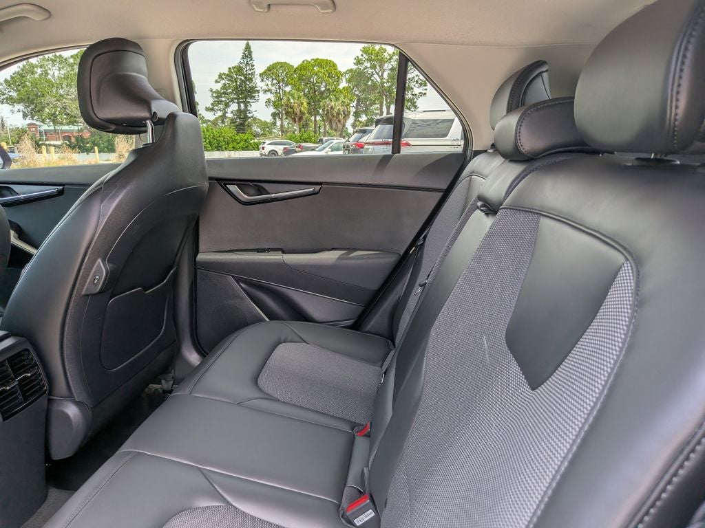 2024 Kia Niro EX