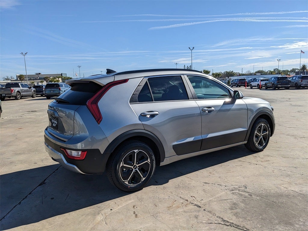 2025 Kia Niro EX