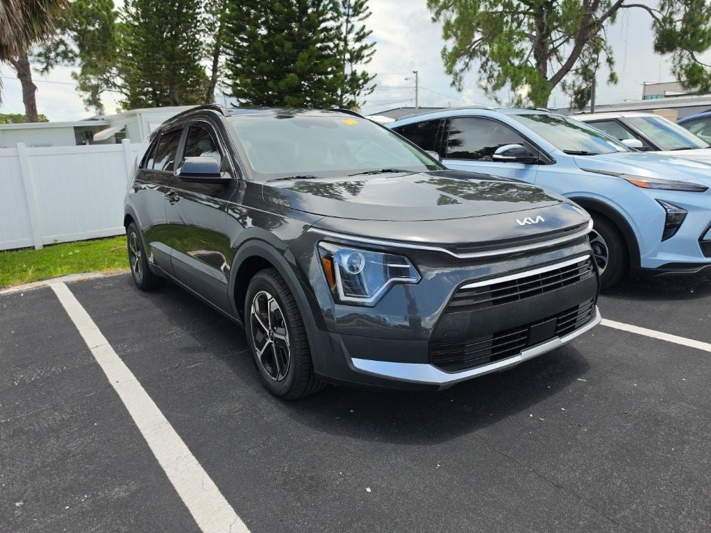 2023 Kia Niro EX