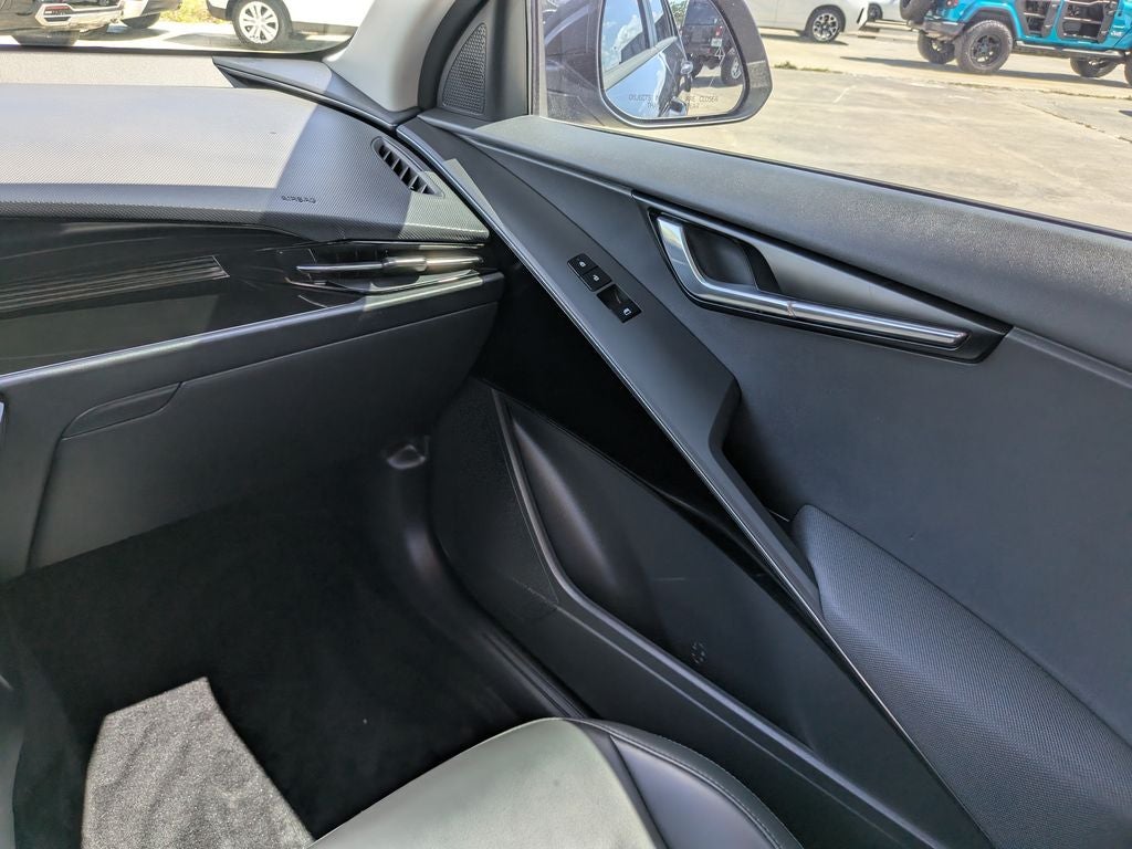 2024 Kia Niro EX