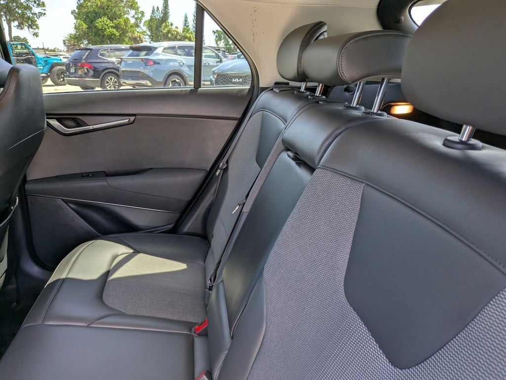 2024 Kia Niro EX
