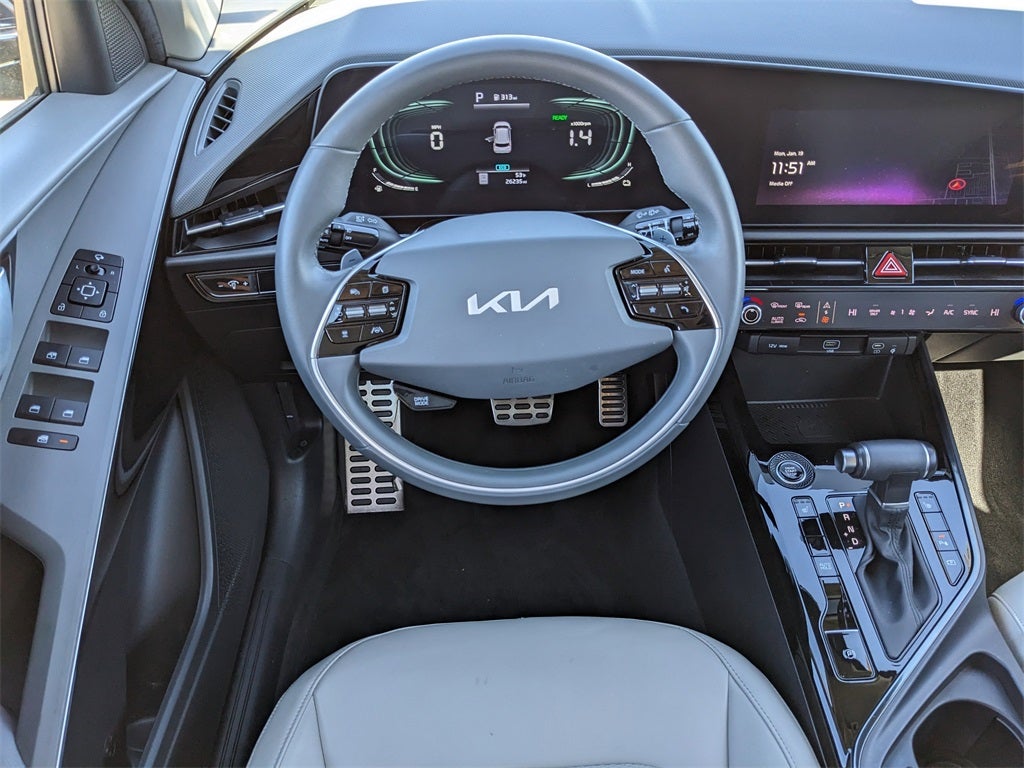 2024 Kia Niro EX Touring