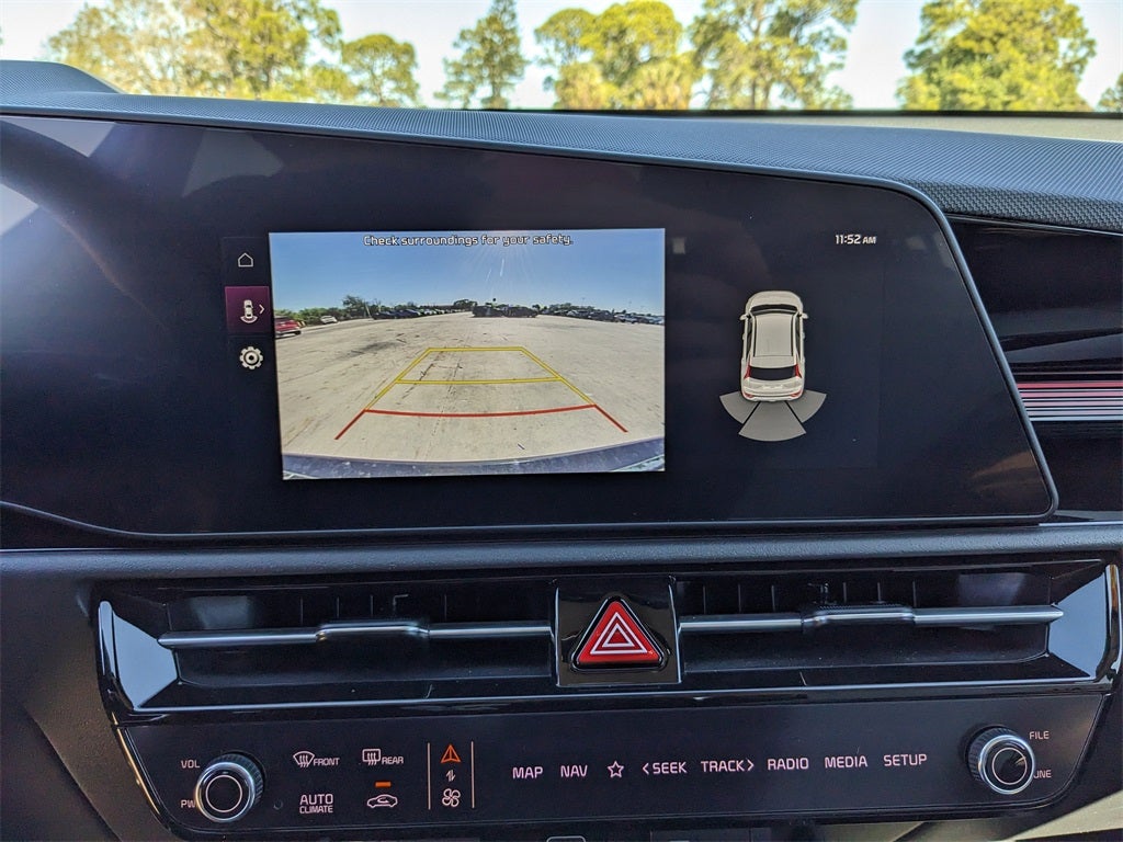 2024 Kia Niro EX Touring