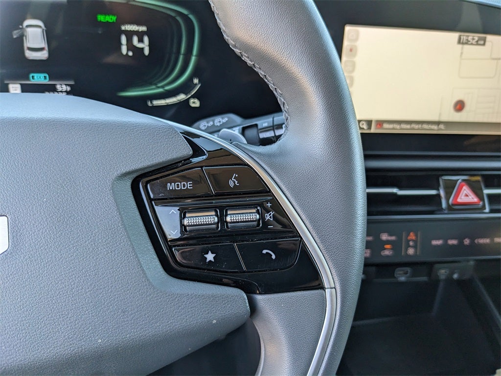 2024 Kia Niro EX Touring