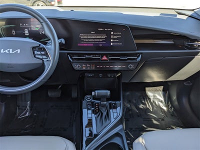 2024 Kia Niro EX