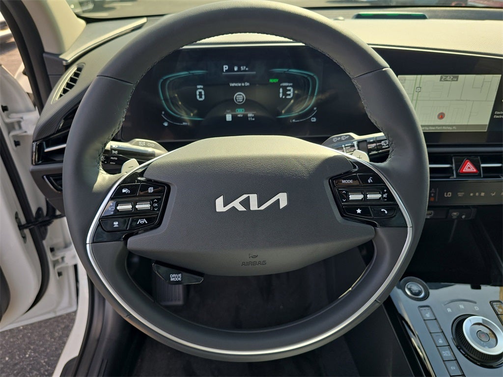 2025 Kia Niro Plug-In Hybrid EX