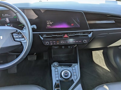 2023 Kia Niro Plug-In Hybrid EX