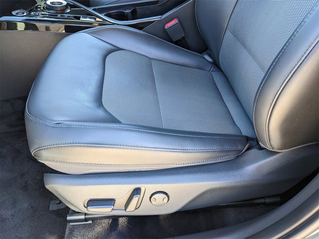 2023 Kia Niro Plug-In Hybrid EX