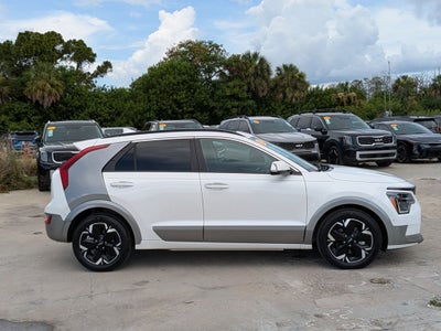 2023 Kia Niro EV Wave