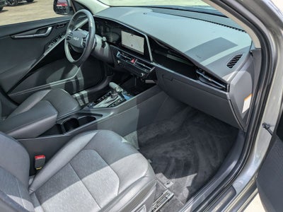 2024 Kia Niro SX