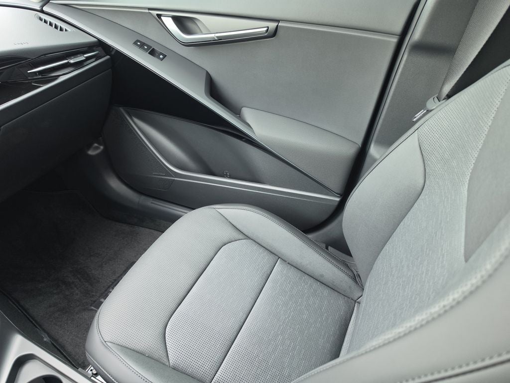 2026 Kia Niro SX Touring