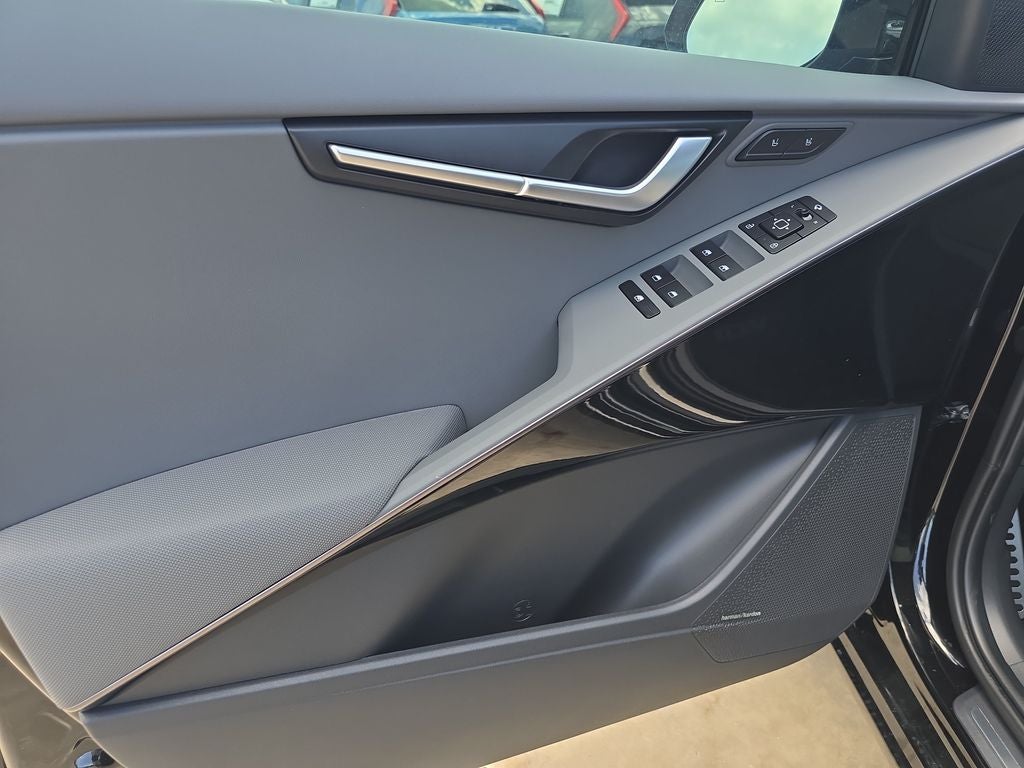 2026 Kia Niro SX Touring