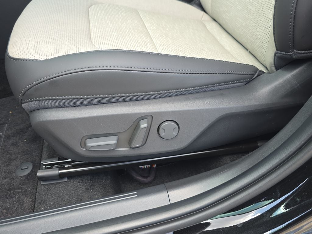 2026 Kia Niro SX Touring
