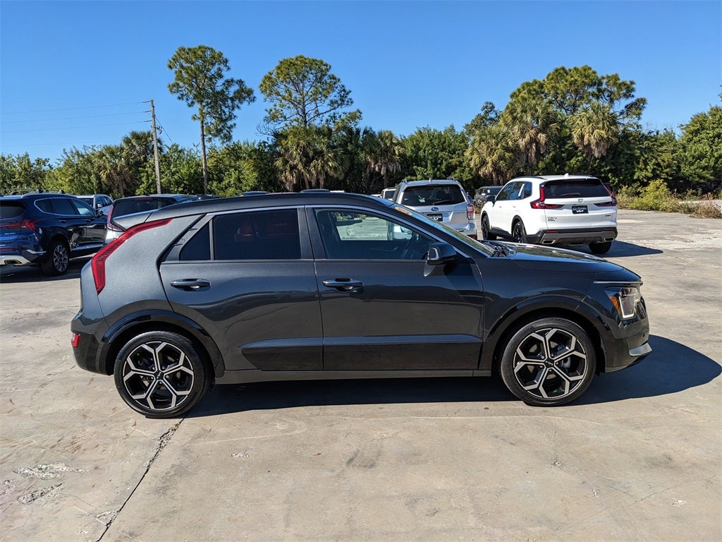 2023 Kia Niro SX Touring