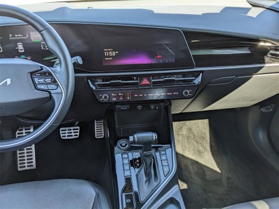 2023 Kia Niro SX Touring